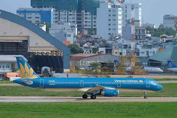 Vietnam Airlines bố trí thêm 1 chuyến bay TP.HCM đến Bacolod cổ vũ đội tuyển Việt Nam