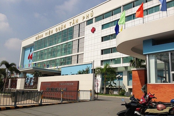 Sau khi đóng cửa vì 3 ca Hội thánh đến khám, Bệnh viện Tân Phú có 2 nhân viên nghi nhiễm COVID-19