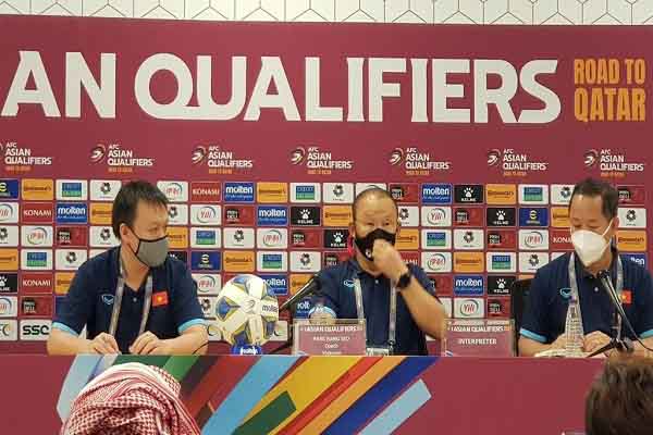 HLV Park Hang-seo nói gì sau trận thua của tuyển Việt Nam?