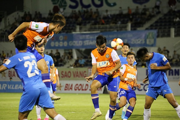 Kết quả vòng 15 giải bóng đá hạng nhất Quốc gia 2023: Bình Phước đẩy BR-VT xuống cuối bảng