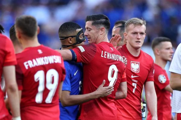 Euro 2024: Bảng D dậy sóng khi Áo giành ngôi đầu, Hà Lan chật vật đi tiếp