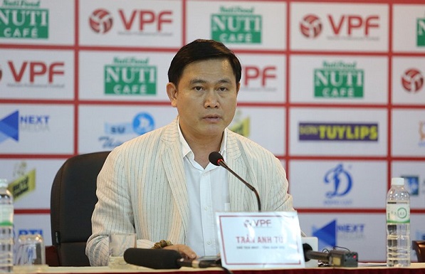 Bầu Tú vẫn giữ ghế TGĐ, VPF không sợ HAGL bỏ V-League