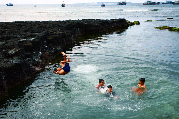 Tại sao phải biết bơi?