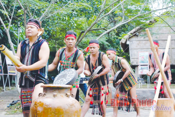 Về Bom Bo nghe khúc đại ngàn