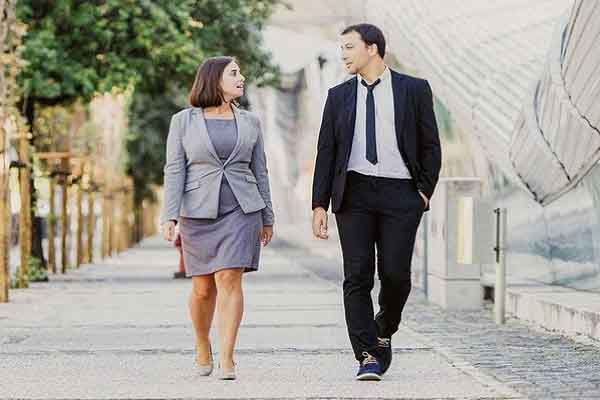 Nghiên cứu: Sau bữa ăn, nên đi bộ nhẹ nhàng để tăng cường sức khỏe