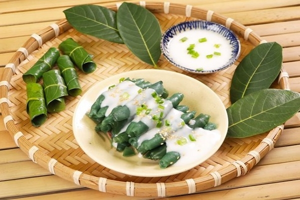 Tìm về tuổi thơ với món bánh lá mơ, lá mít