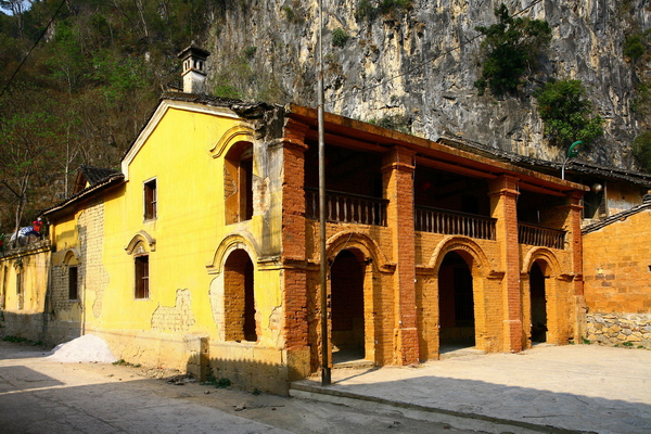 Quán cà phê trong ngôi nhà cổ ở Đồng Văn