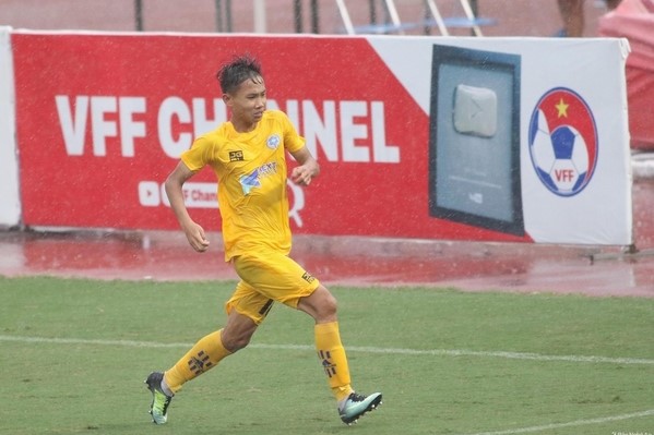 Chờ đợi màn trở lại của ngôi sao trẻ SLNA Cái Văn Quỳ tại giải U.19 Quốc gia 2023