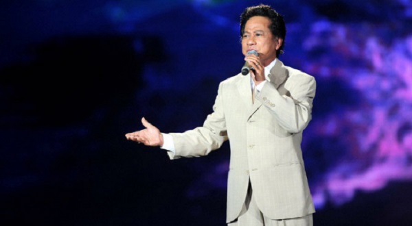 Thỏa thích nghe Chế Linh, Hương Lan song ca liên khúc đậm chất Đà Lạt trong ‘Lễ  khai mạc Festival Hoa Đà Lạt 2017’