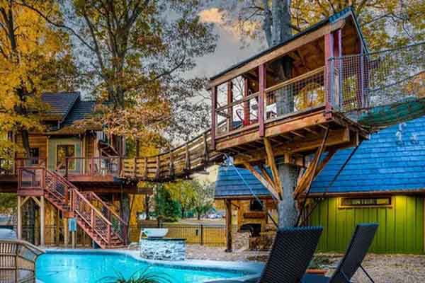 Khám phá chuyện người đàn ông có sở thích xây nhà trên cây