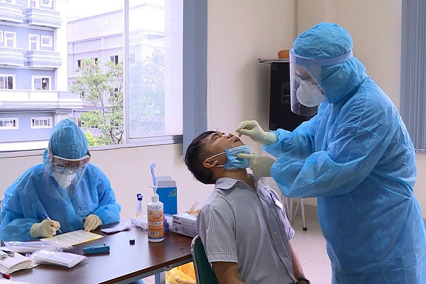 TP.HCM: Cách ly 150 người thuộc Khu chế xuất Tân Thuận do một ca nghi mắc COVID-19