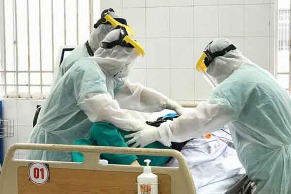 26 bệnh nhân COVID-19 nguy kịch, 4 trường hợp phải can thiệp ECMO