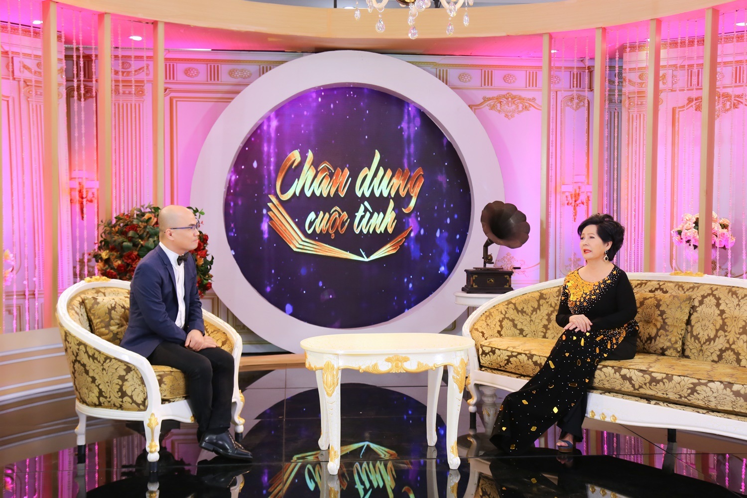 “Nhạn trắng Gò Công” Phương Dung kể kỷ niệm nhớ quê hương trong những năm đầu xa xứ