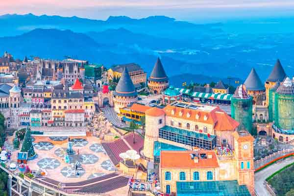 Khám phá Lâu đài Mặt trăng – thế giới siêu thực lần đầu tiên có mặt tại Việt Nam