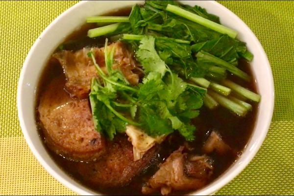 Ăn thuốc sống khỏe kỳ 5: Mì tiềm, ‘thang thuốc’ phục hồi thể lực