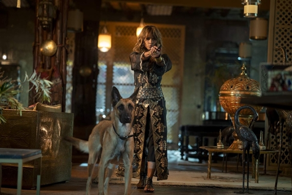 Halle Berry gãy 3 xương sườn khi tham gia phim “John Wick”