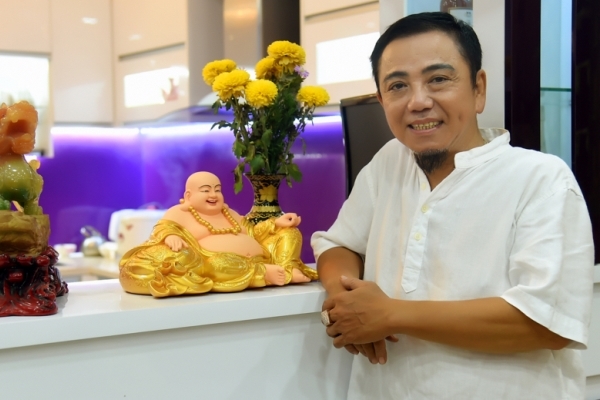 Danh hài Hồng Tơ ‘nghiệm’ lại… chuyện buồn