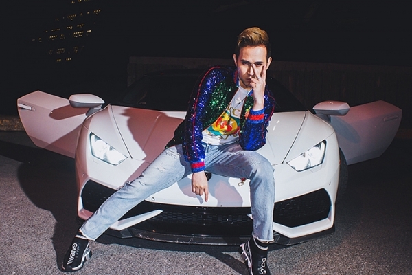 Nguyên Vũ trình làng MV quay tại Canada