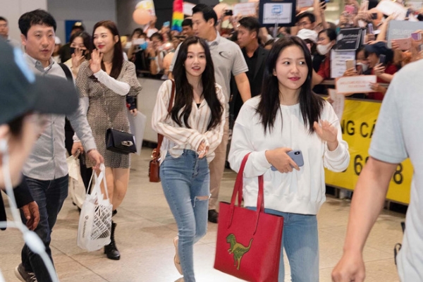 “Nữ thần đẹp nhất Kpop” cùng nhiều sao Hàn Quốc đến Việt Nam