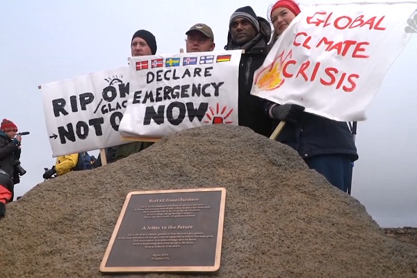 Tưởng nhớ sông băng đầu tiên biến mất do biến đổi khí hậu