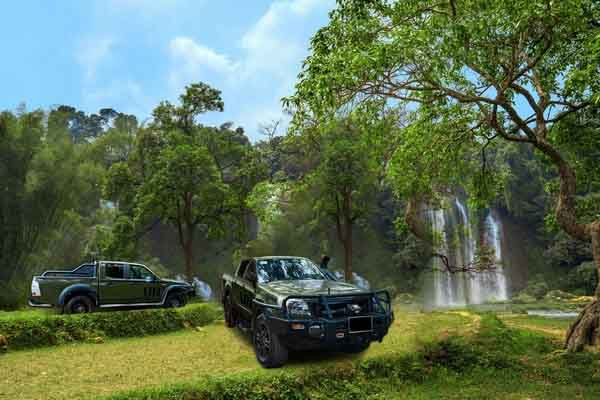 Lần đầu tiên tại Việt Nam có tour xe siêu địa hình