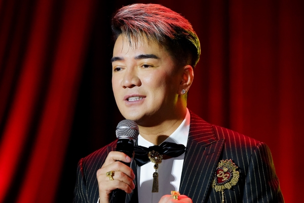 Đàm Vĩnh Hưng sẽ đóng vai chính mình trong ‘Hào quang rực rỡ’