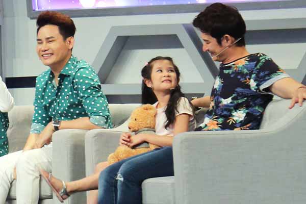 Huy Khánh, Mạc Anh Thư lên tiếng nhẹ nhàng khi con gái bị chê ‘hỗn’