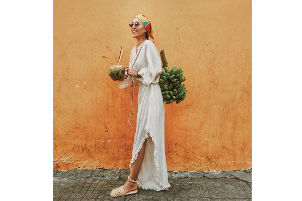 Mẹo chọn quần áo cho ngày oi ả