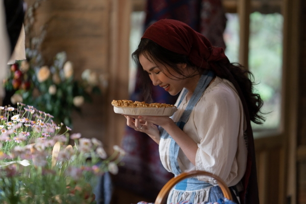 Võ Hạ Trâm dầm sương chịu lạnh khi quay MV mới 