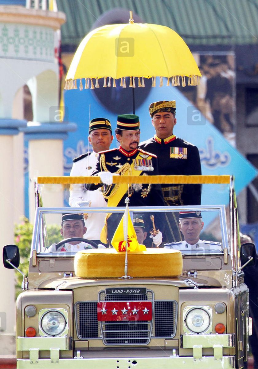 Bộ sưu tập nhiều siêu xe nhất thế giới của Quốc vương Brunei