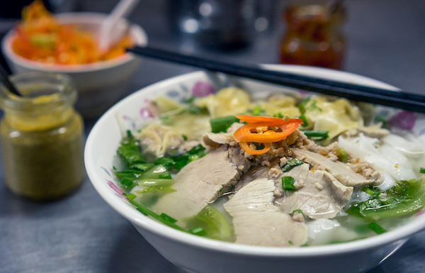 Xe mì tàu ngon nhất Sài Gòn