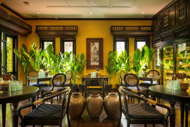 Lục tìm nhà hàng lý tưởng cho buổi tiệc cuối năm ở Sài Gòn