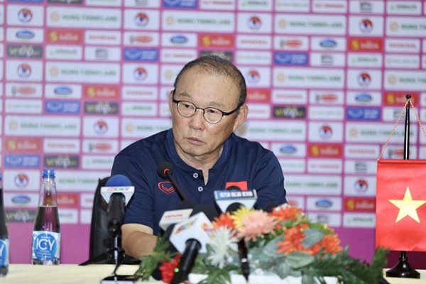 HLV Park Hang Seo nói gì sau khi vô địch giải ‘Tam hùng’?