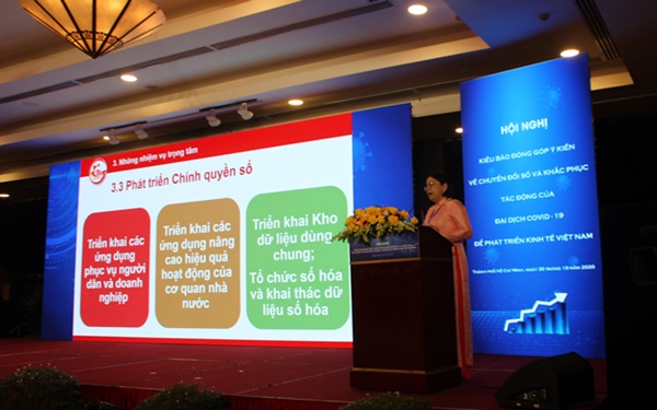 VIDEO:  ‘Kiều bào góp ý cho Việt Nam về chuyển đổi số và phát triển kinh tế sau COVID-19’