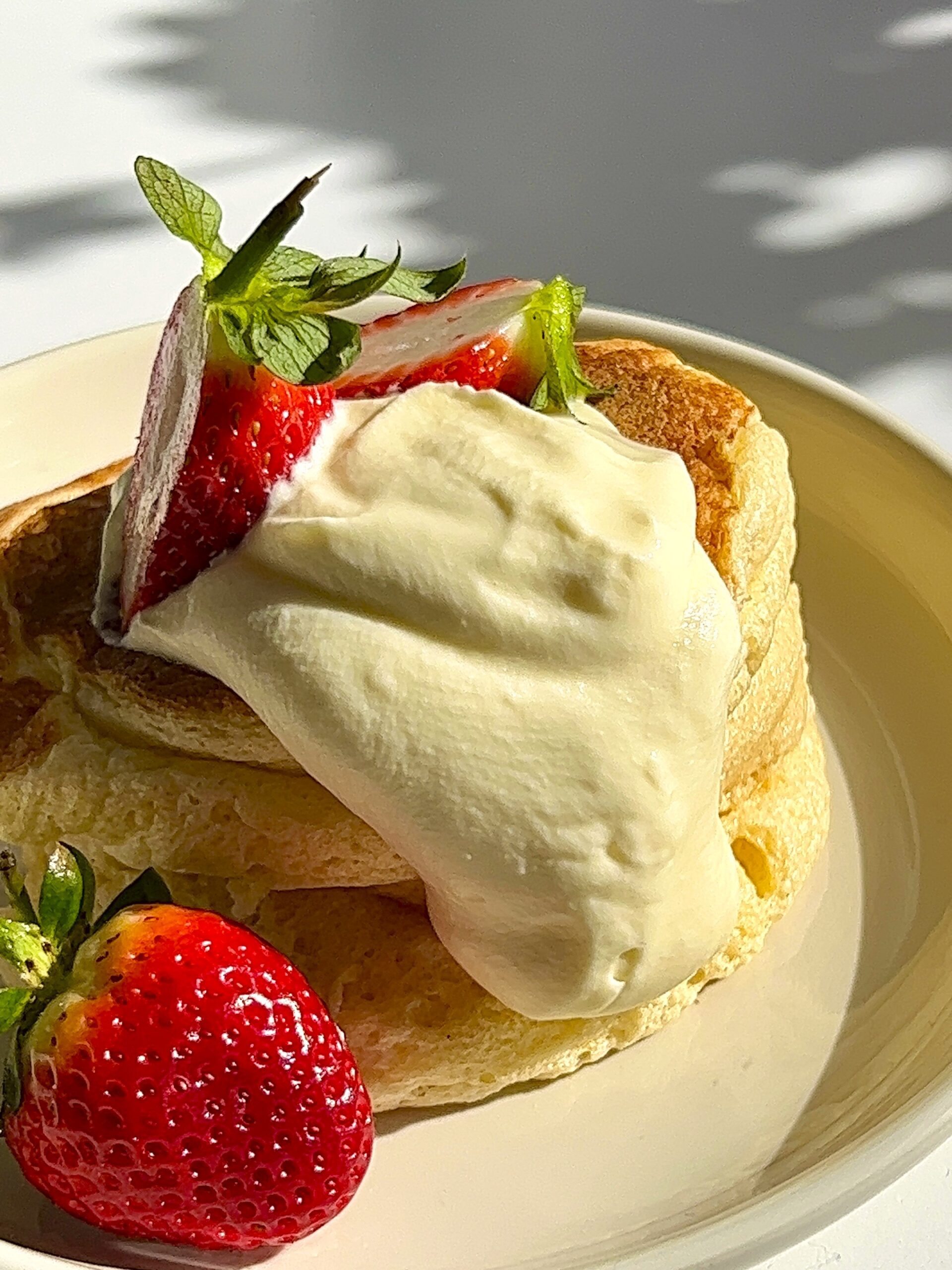 Soufle Pancake (Bánh mây) là gì mà khiến giới trẻ say mê, thích thú?