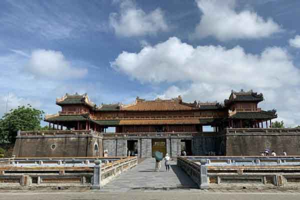 Khám phá lịch sử một ngày ở Đại Nội Huế