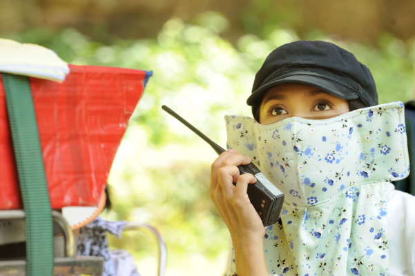 Việt Trinh chống dịch Corona, Tấn Beo nắm tóc… kẻ trọc đầu