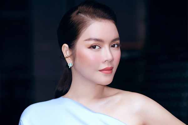 Lý Nhã Kỳ khiến các đầu bếp “căng não” vì tiêu chí ăn ngon