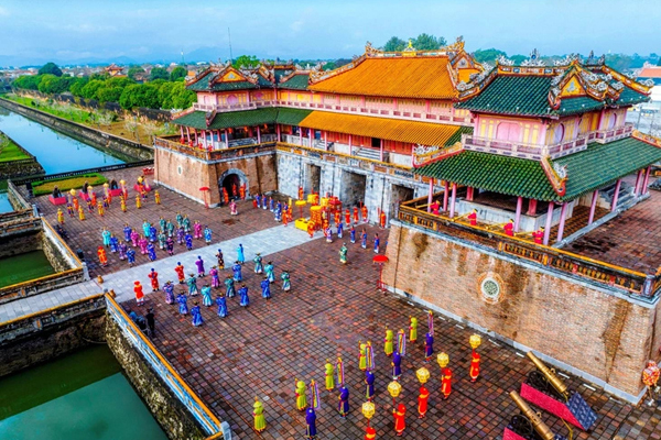 Tái hiện Lễ ban sóc triều Nguyễn và công bố chương trình Festival Huế 2024