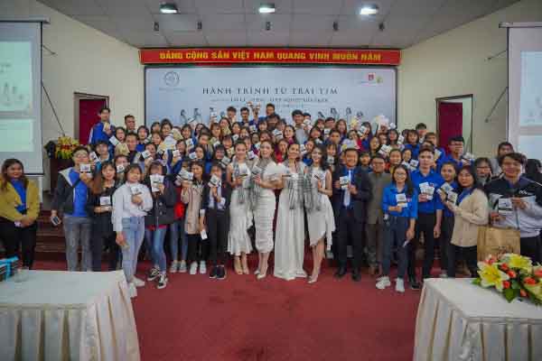 ‘Hành trình từ trái tim’ mang đến niềm hứng khởi cho sinh viên Đà Lạt