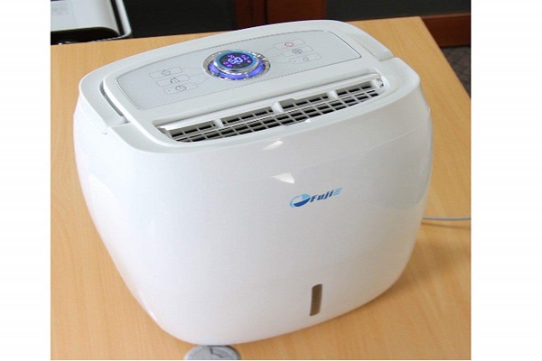 Vì sao có điều hòa vẫn nên trang bị máy hút ẩm?