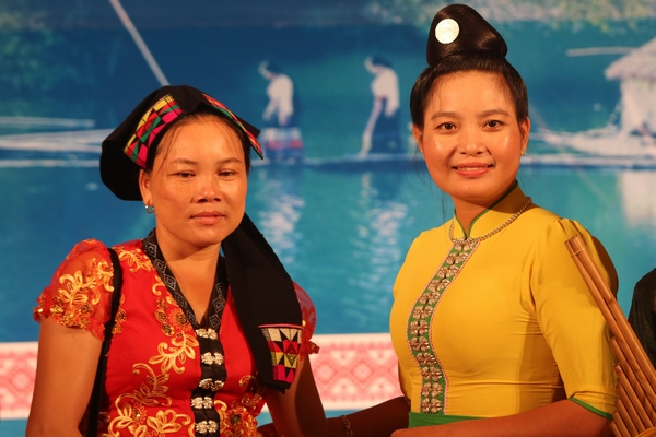 Tìm hiểu thêm về ý nghĩa trong từng kiểu búi tóc của người Thái