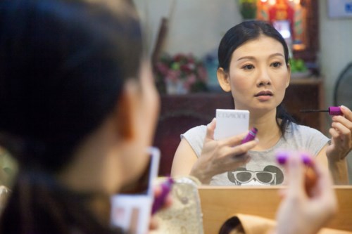 Nghệ sỹ Mỹ Uyên: Áp lực nợ nần khi đưa sân khấu kịch 5B sáng đèn trở lại