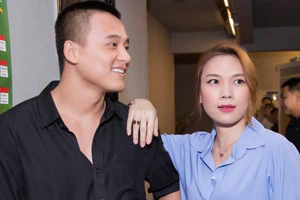 Mỹ Tâm nựng má, xin lỗi vì làm ảnh hưởng cuộc sống Mai Tài Phến