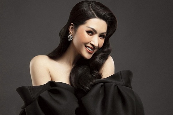 Ca sĩ Nguyễn Hồng Nhung quyết đi ngược xu hướng của nhạc Việt