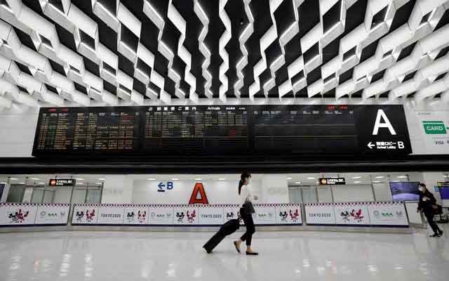 COVID-19 biến thể mới, Nhật Bản lo lắng cấm nhập cảnh công dân nước ngoài