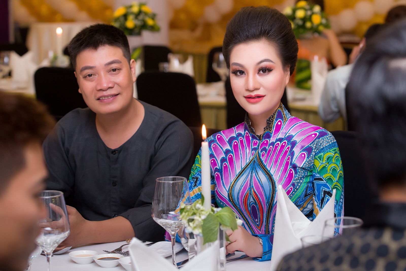 Nữ Hoàng Trần Huyền Nhung nổi bật trong đêm Doanh Nhân Vì Cộng Đồng