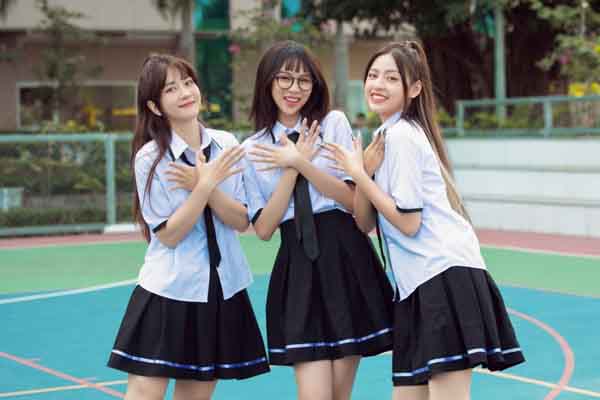 Phí Phương Anh tiếp tục ‘tạo sóng’ V-pop