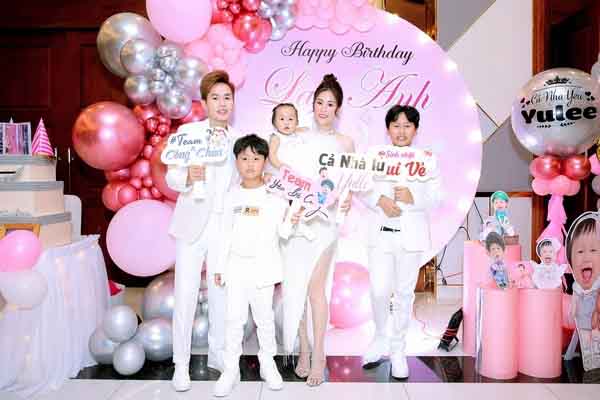 Khánh Trung – Huyền Thoại: Hôn nhân viên mãn, ‘tái xuất’ Vbiz ca khúc mới sau 10 năm vắng bóng 