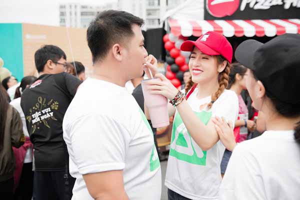 Phản ứng của Puka khi Diệp Tiên ngấm ngầm theo dõi tình cũ